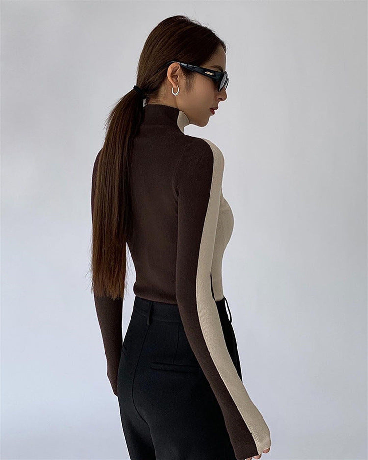 Aurelia Turtleneck