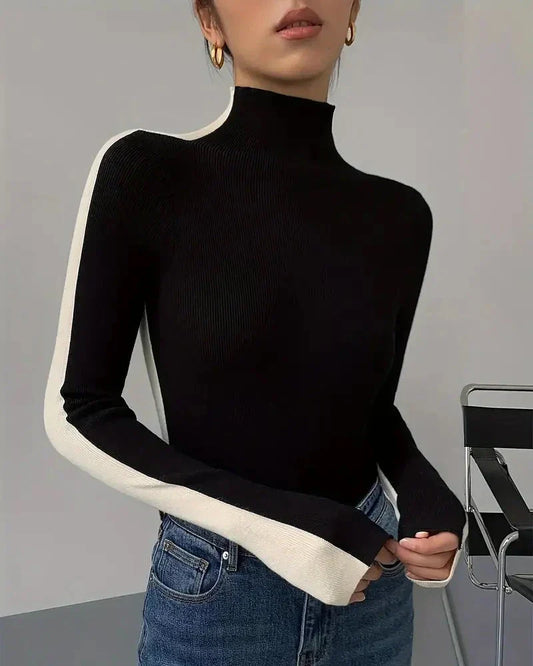 Aurelia Turtleneck