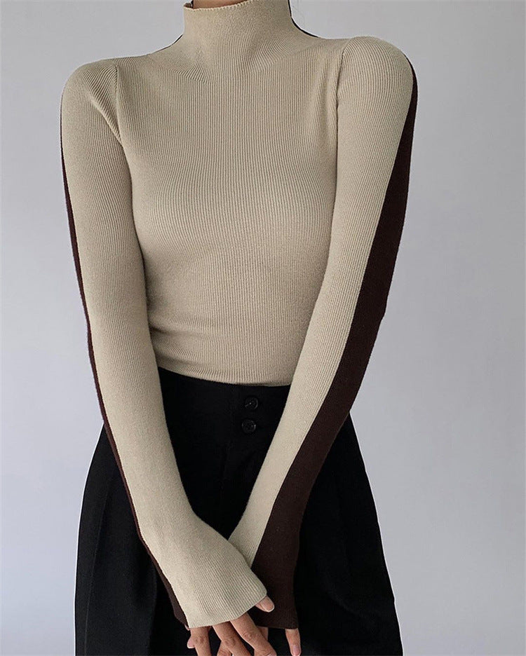 Aurelia Turtleneck