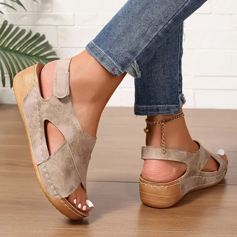 The Tessa Wedge