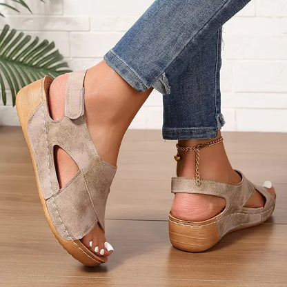 The Tessa Wedge
