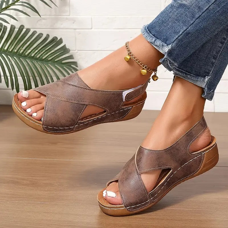 The Tessa Wedge